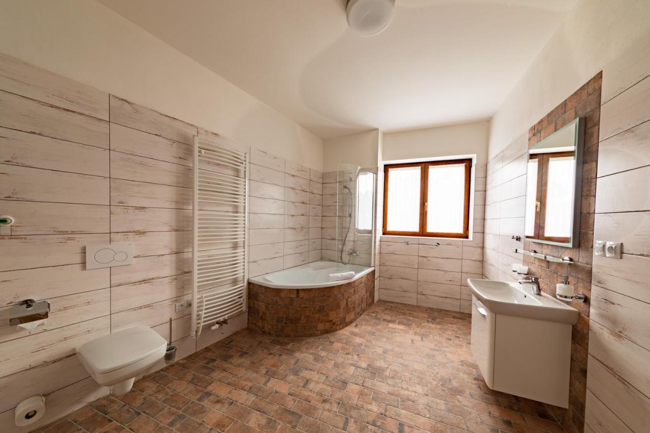 Residence Tvrz Skocice المظهر الخارجي الصورة